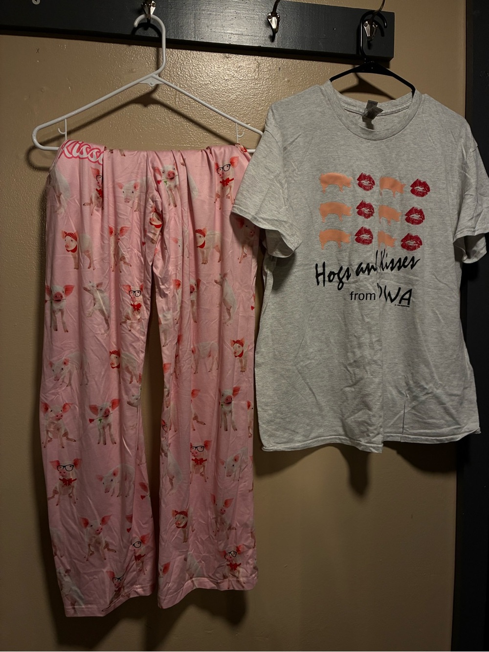 Women’s Pink hogs/pigs-Print Pajama Pants — Soft Sleep Lounge Bottoms